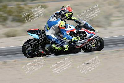 media/Jan-15-2026-Racers Edge (Thu) [[dfebeb70ab]]/2-A Group/Session 3 (Turn 15 Inside Pans)/